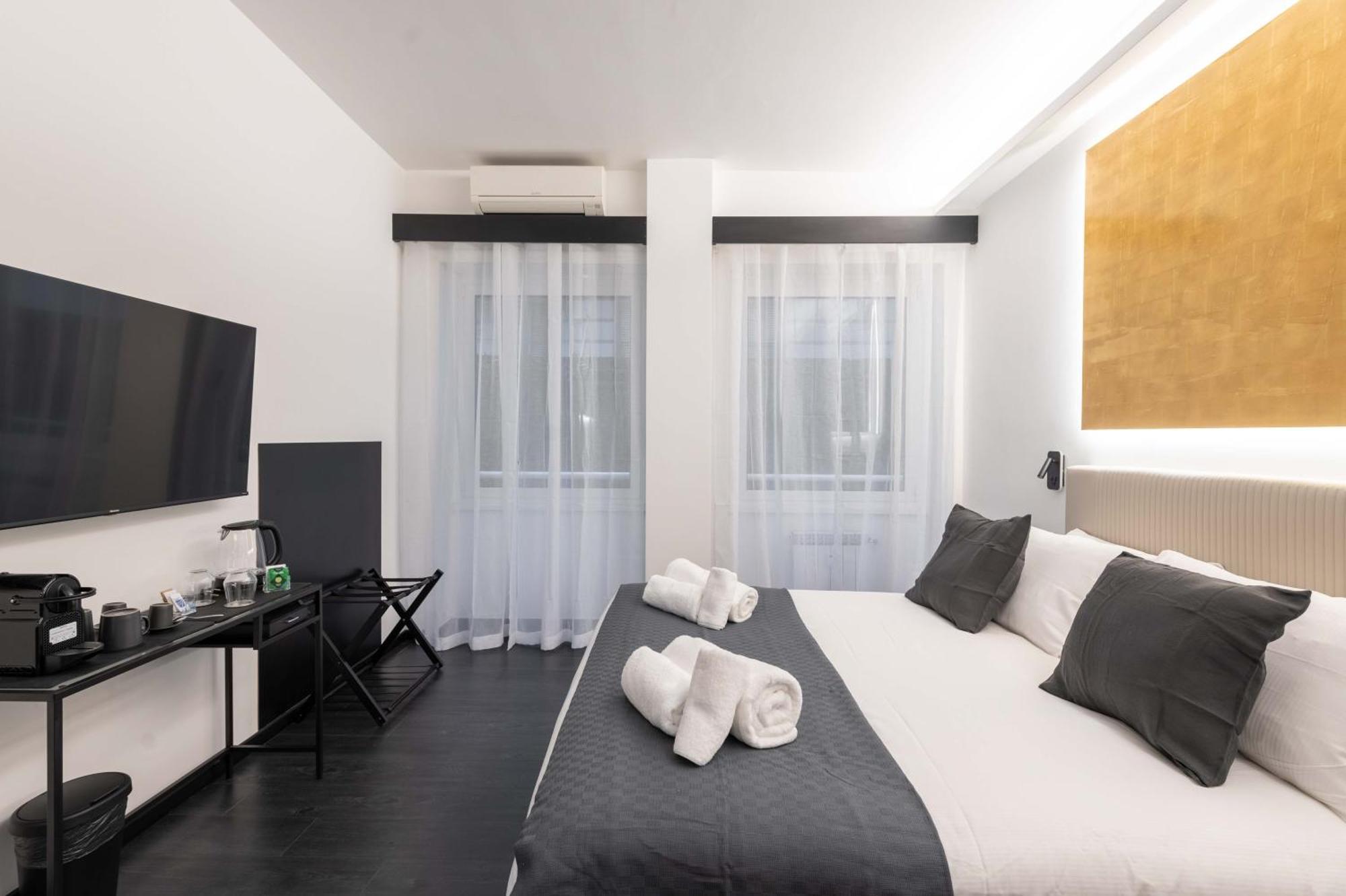 Roma Centro Cdr Luxury Suites Exterior photo